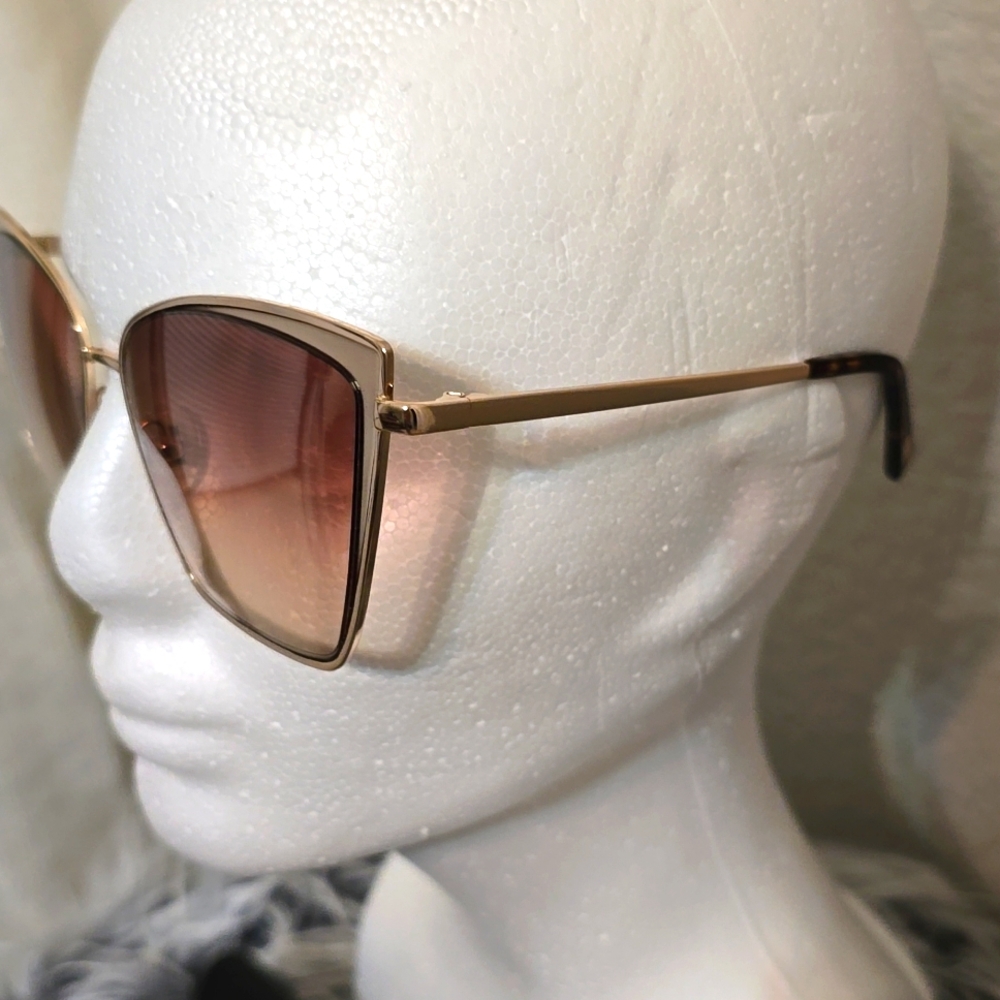 Diff Eyewear Women's Frame Mirrored Sunglasses - Picture 11 of 15